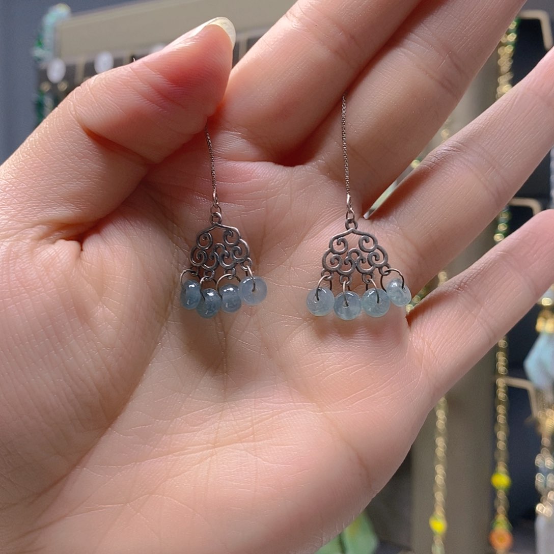 未镶嵌翡翠耳饰翡翠