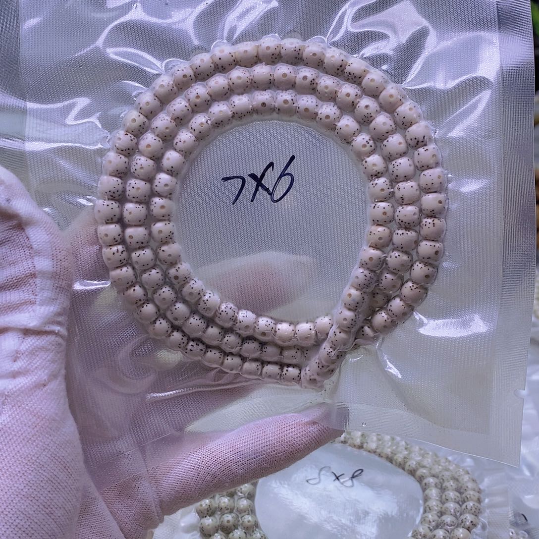 橘***吊坠星月菩提原白