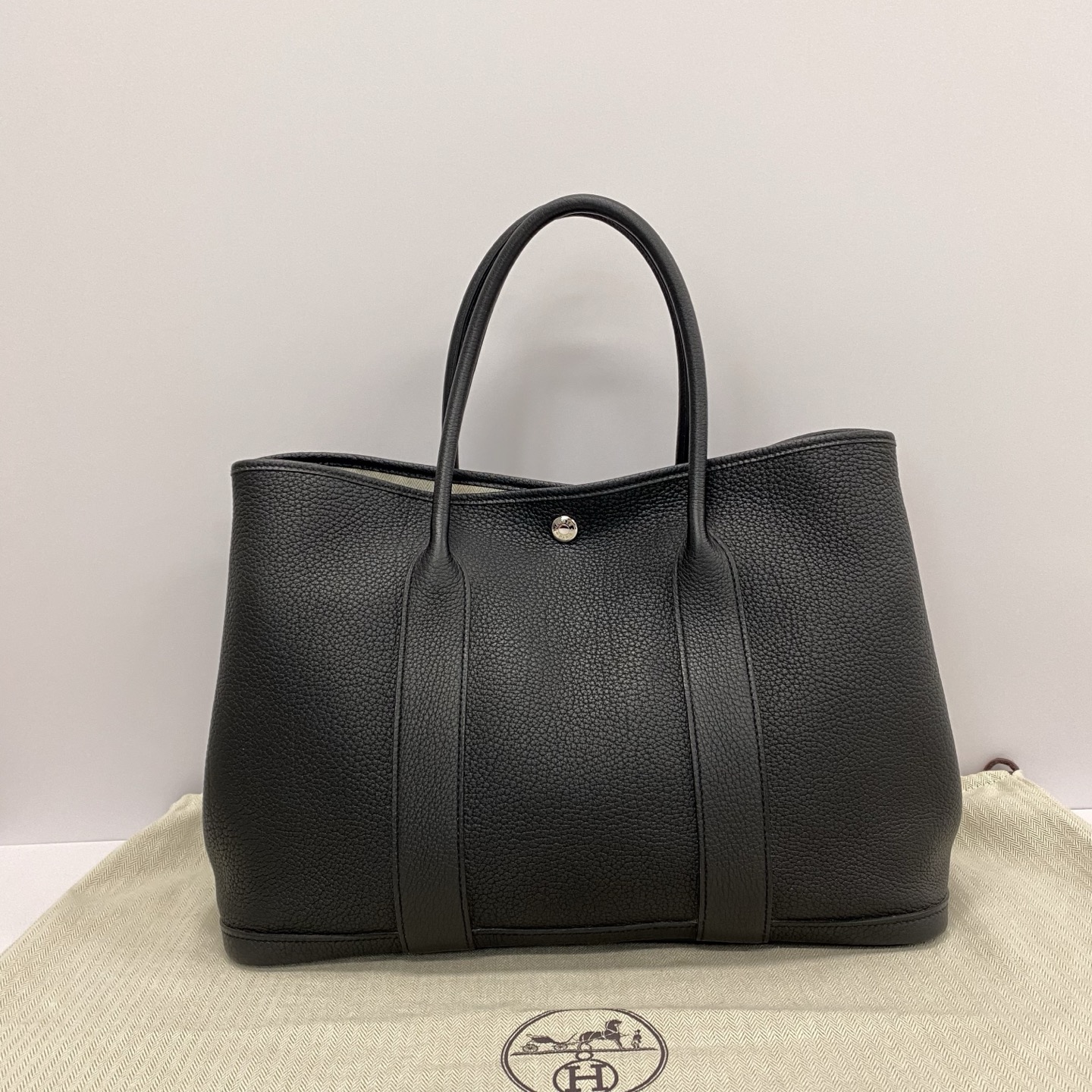 99新 Hermes/爱马仕 黑银花园36手提包 63258