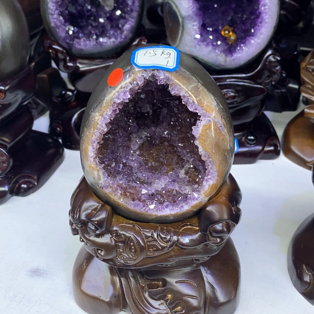 水晶摆件未镶嵌莹