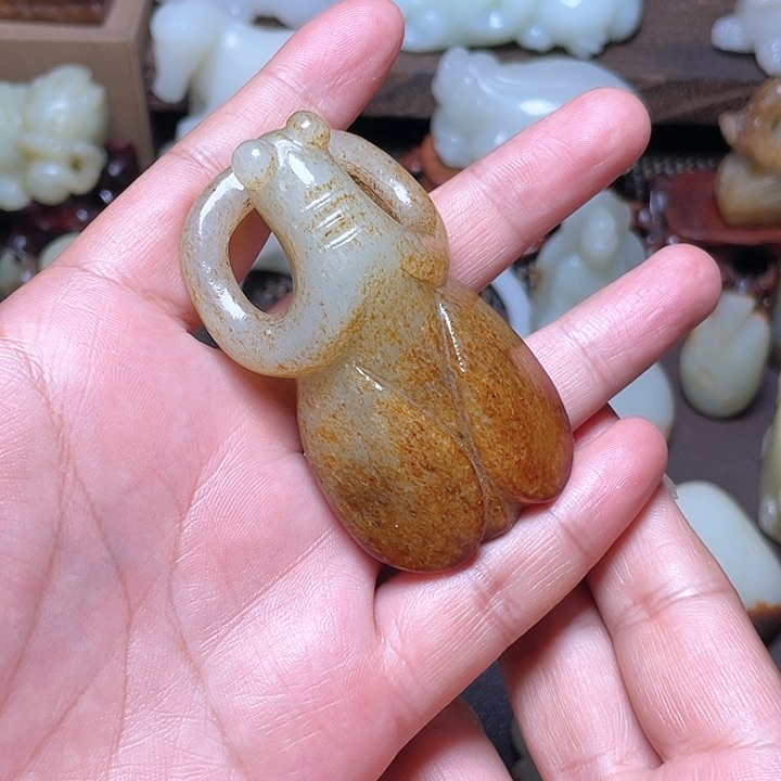 【闪购商品】和田玉未镶嵌挂件隆*堂