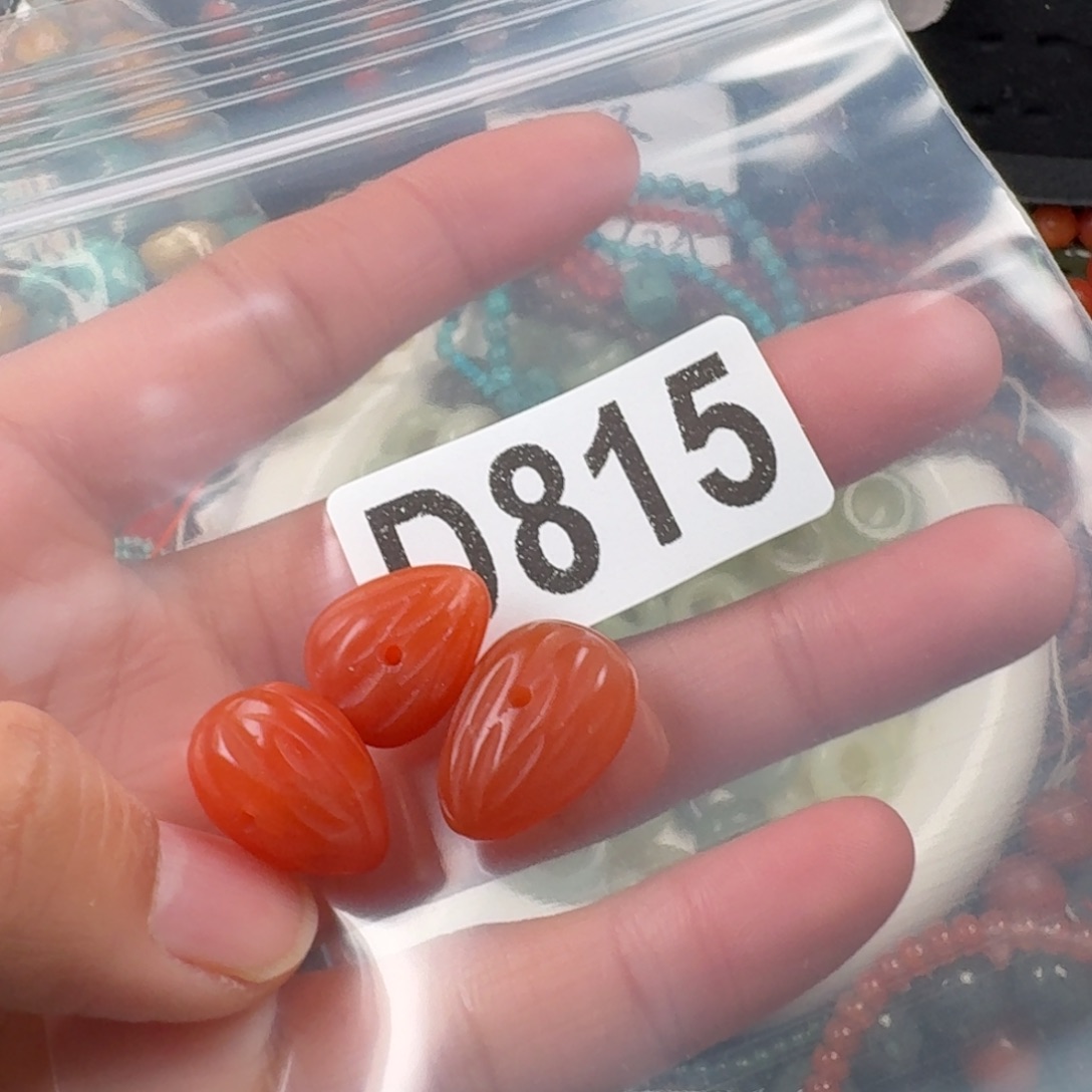 南红玛瑙未镶嵌珠宝奇石