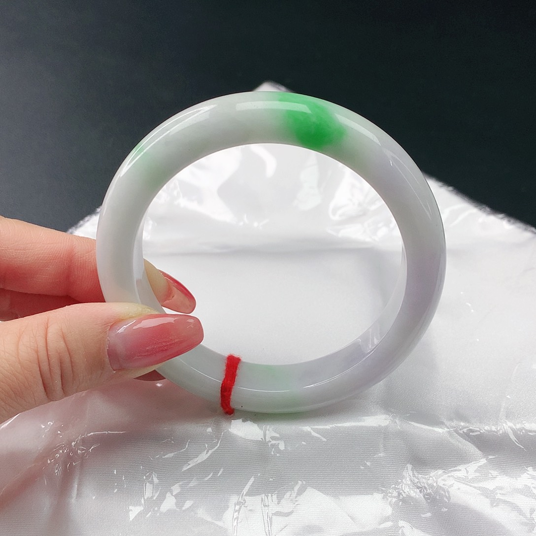 翡翠手镯未镶嵌翡翠045