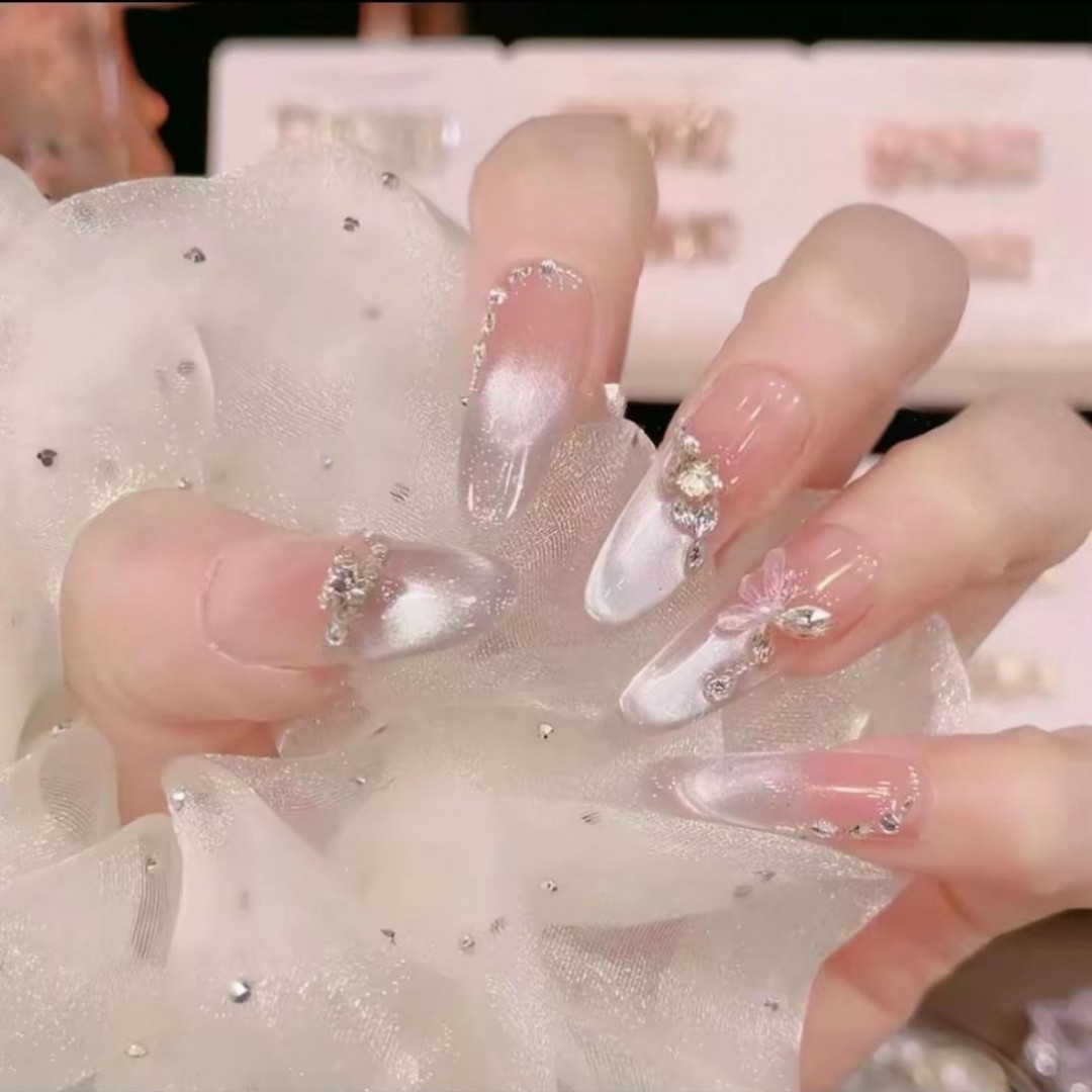 【梦蝶】时尚清新纯欲高级感穿戴式手工光疗猫眼美甲成品