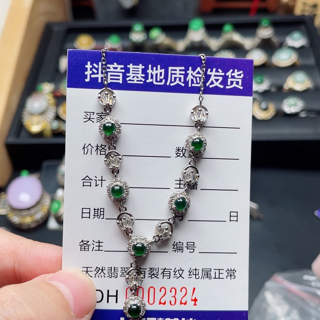 颈饰银S925镶嵌翡翠夏*童