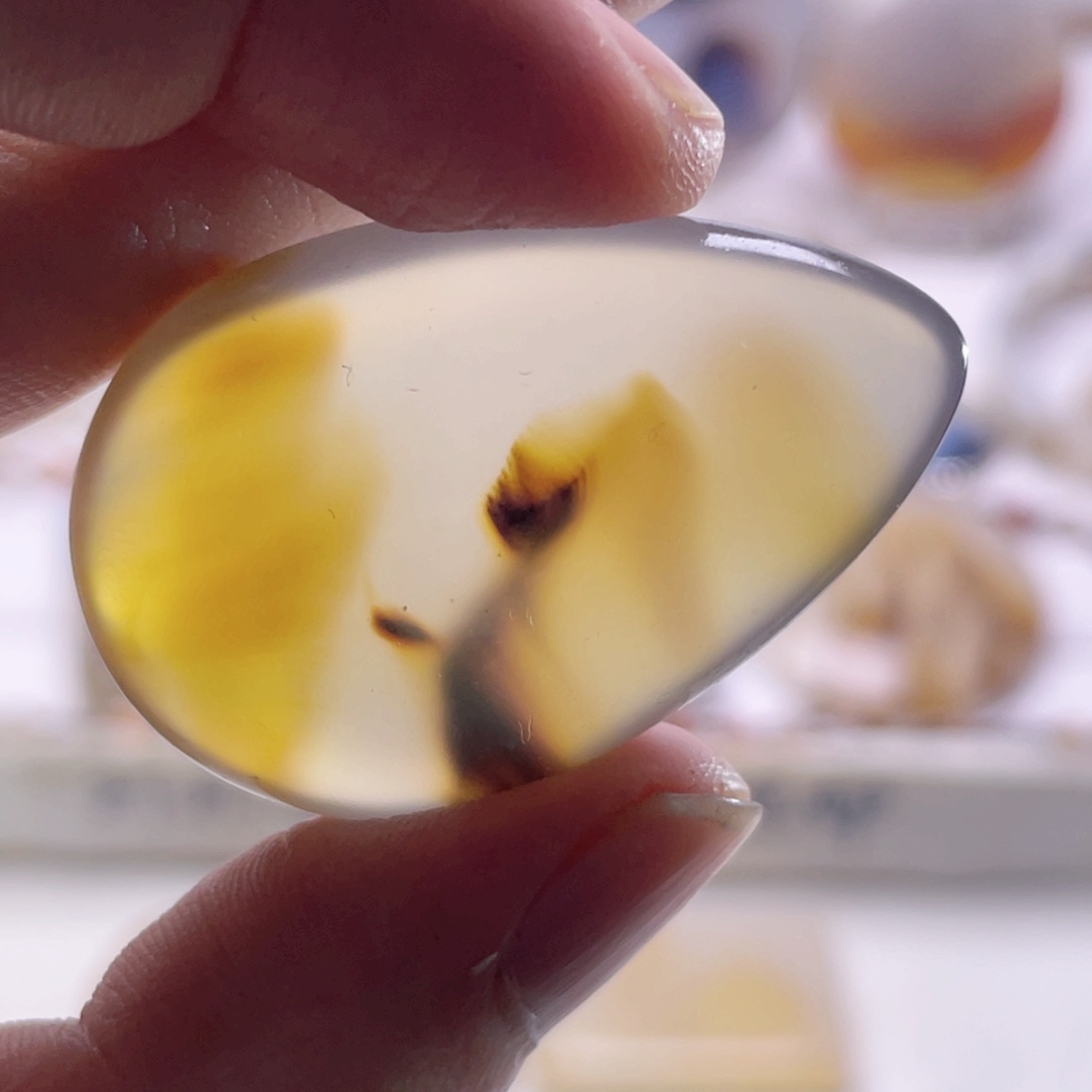 玛瑙/玉髓未镶嵌珠宝奇石