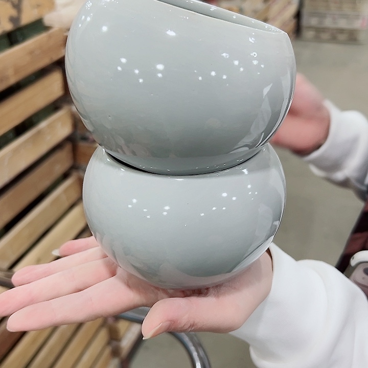 有孔.凑满10元发货多肉陶瓷花盆！