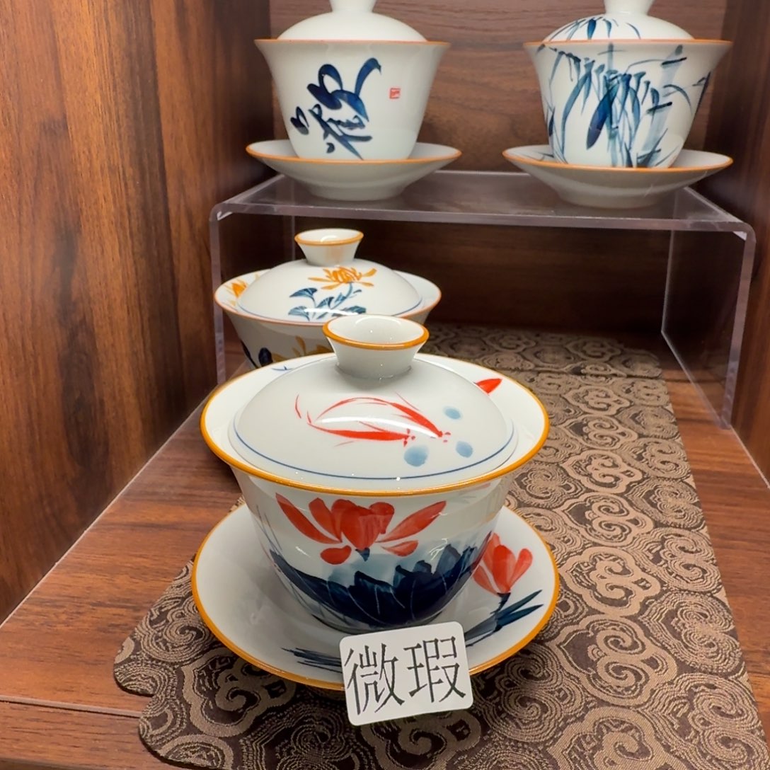 釉下手绘茶具微瑕