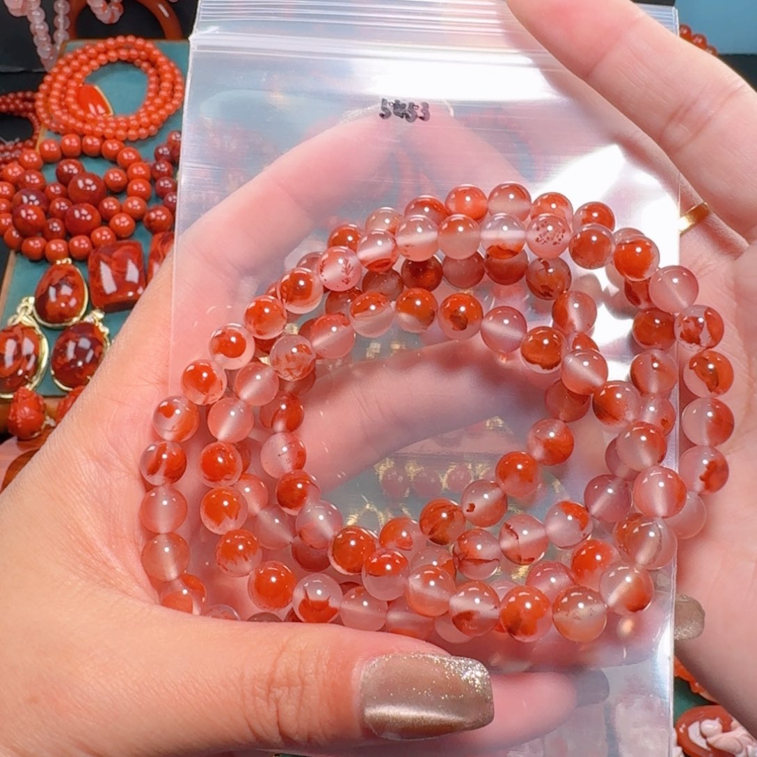 南红玛瑙南红 7+未镶嵌