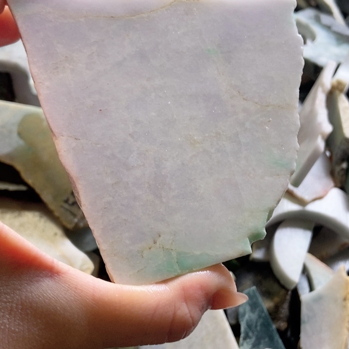 翡翠颈饰未镶嵌天然翡翠