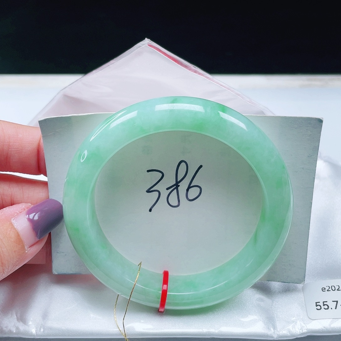 翡翠未镶嵌手镯缅甸翡翠55+