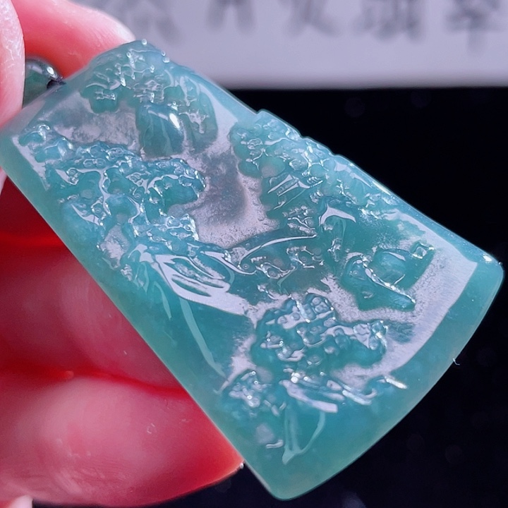 翡翠颈饰未镶嵌999999999