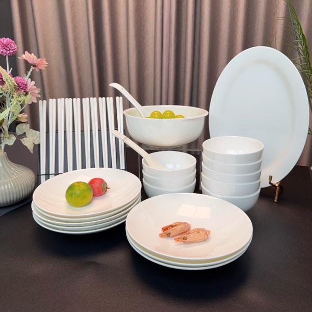 景德镇纯白圆盘圆碗套装家用骨瓷轻奢简约餐具套装搬新家乔迁套餐