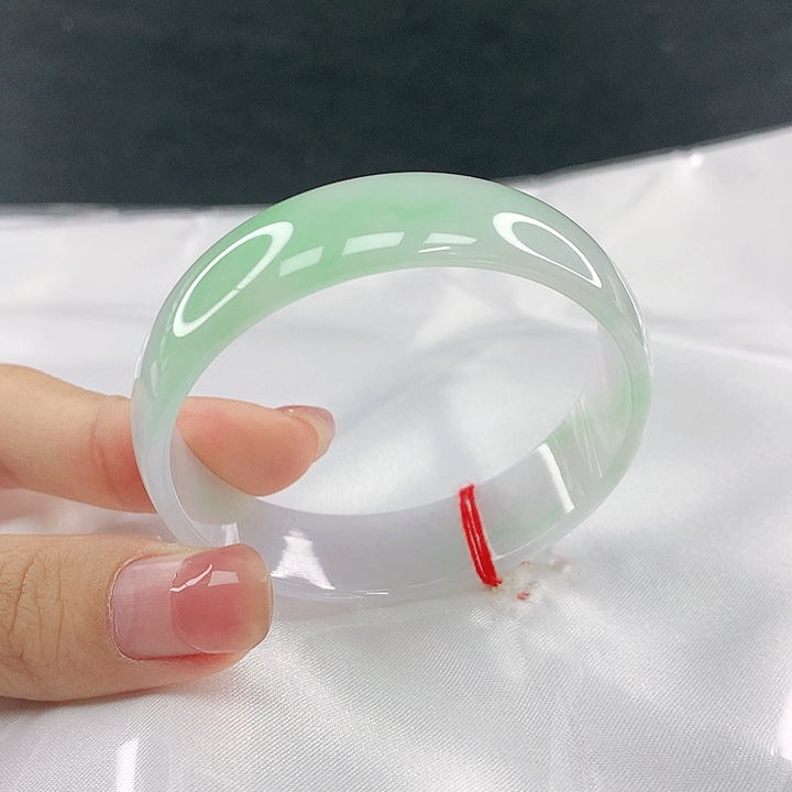 翡翠未镶嵌手镯圈49.2，05043