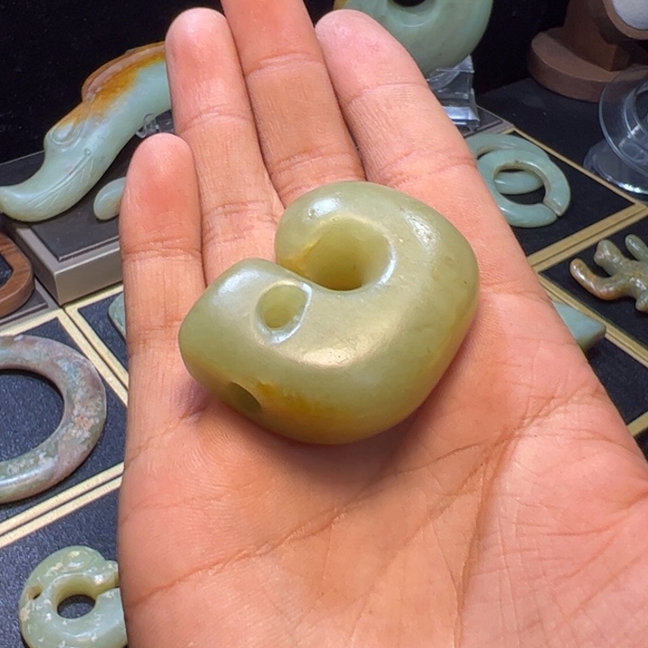 龍***观玉玉摆件猪龙器形