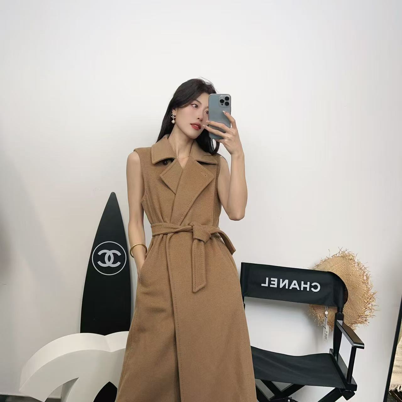 麦殿/95新/MaxMara/骆驼绒经典无袖大衣驼色/250107LDRSK09