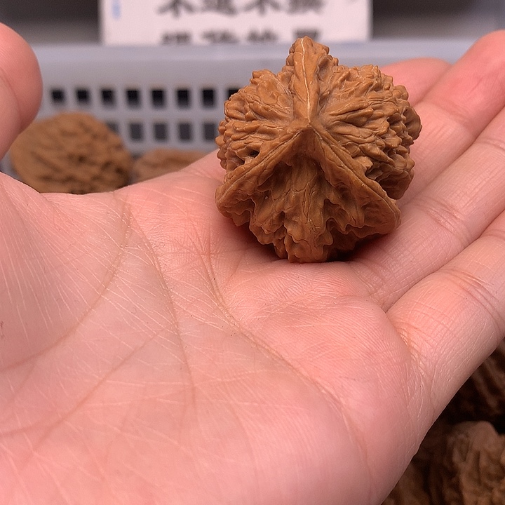 ****年文玩核桃吊坠文玩核桃