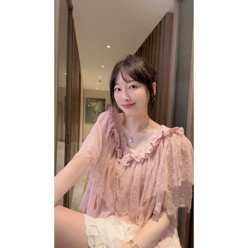 【张静芝】褶皱木耳蕾丝花边衬衫