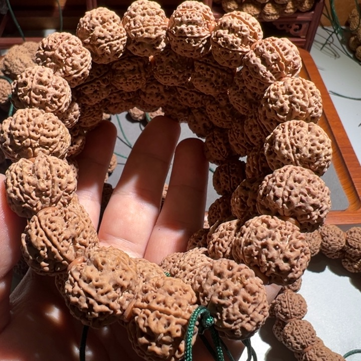 吊坠金刚菩提19安娜蜂王