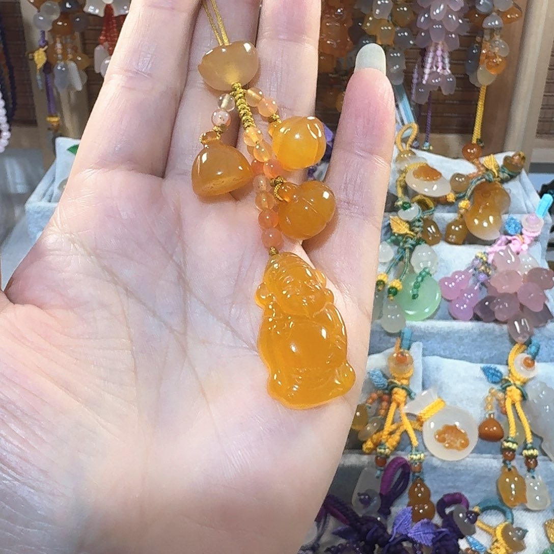 玛瑙/玉髓小挂件福利款通货料不挑不拣带有包容点未镶嵌