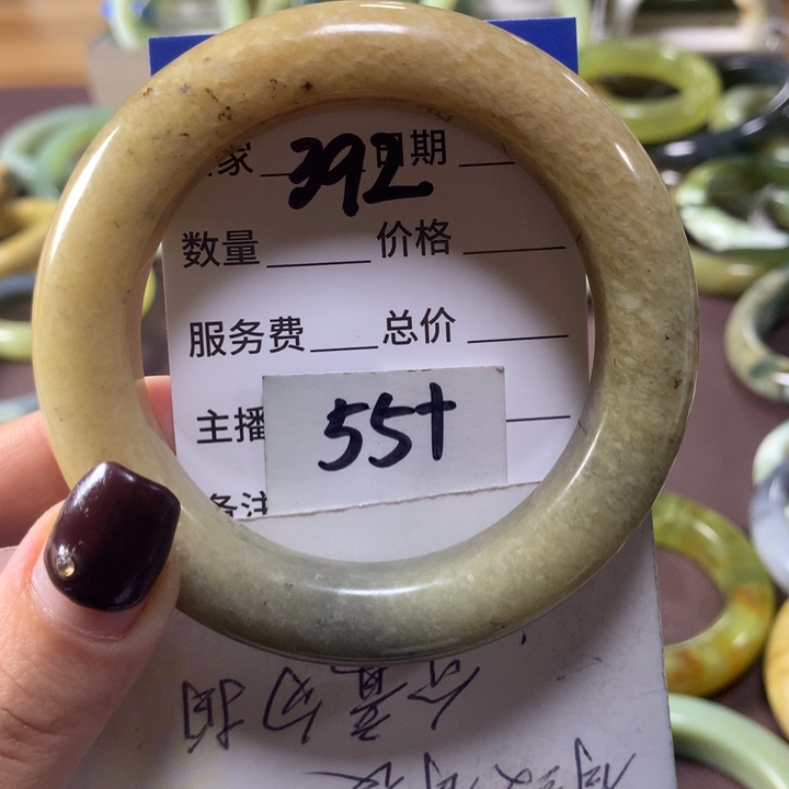 蛇纹石玉未镶嵌手镯392