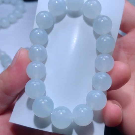 未镶嵌定制翡翠飞*1……