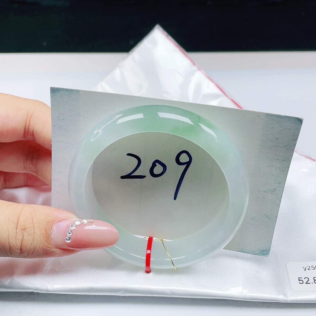 翡翠未镶嵌手镯 正圈52+