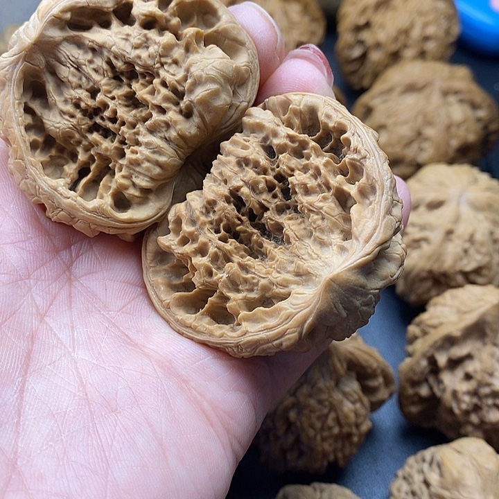 天***健吊坠龙脊菩提聚宝盆49