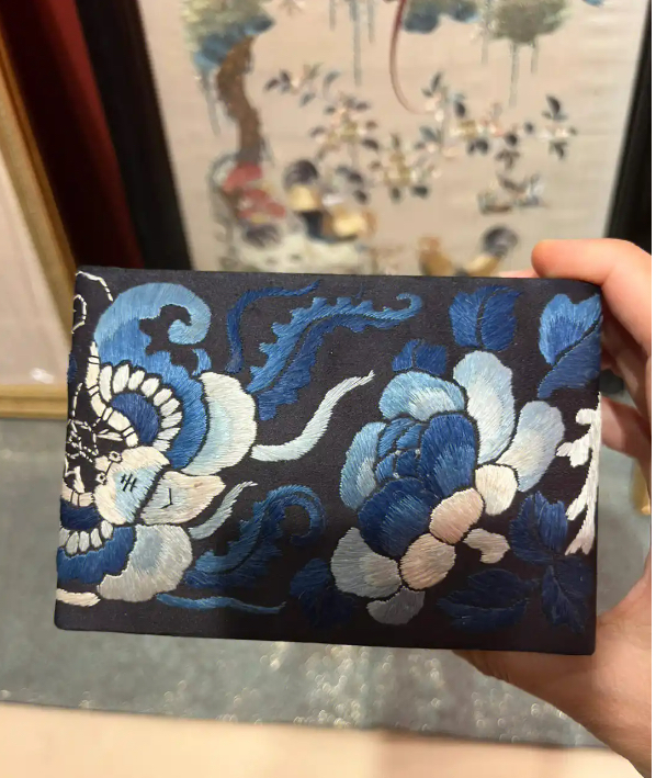 编码1248刺绣盒子（代拍链接）