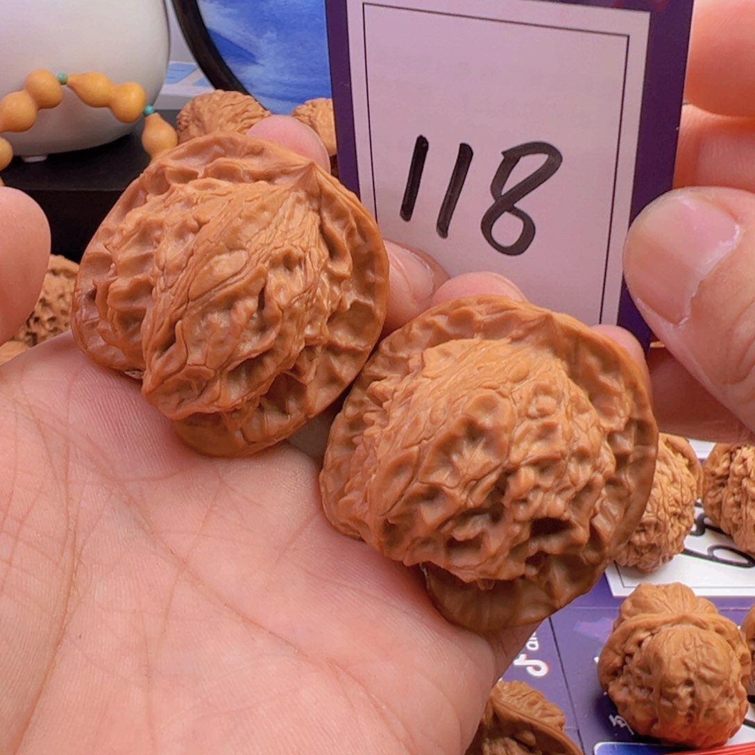 文玩核桃把件苹果园蛇头41尺寸118号