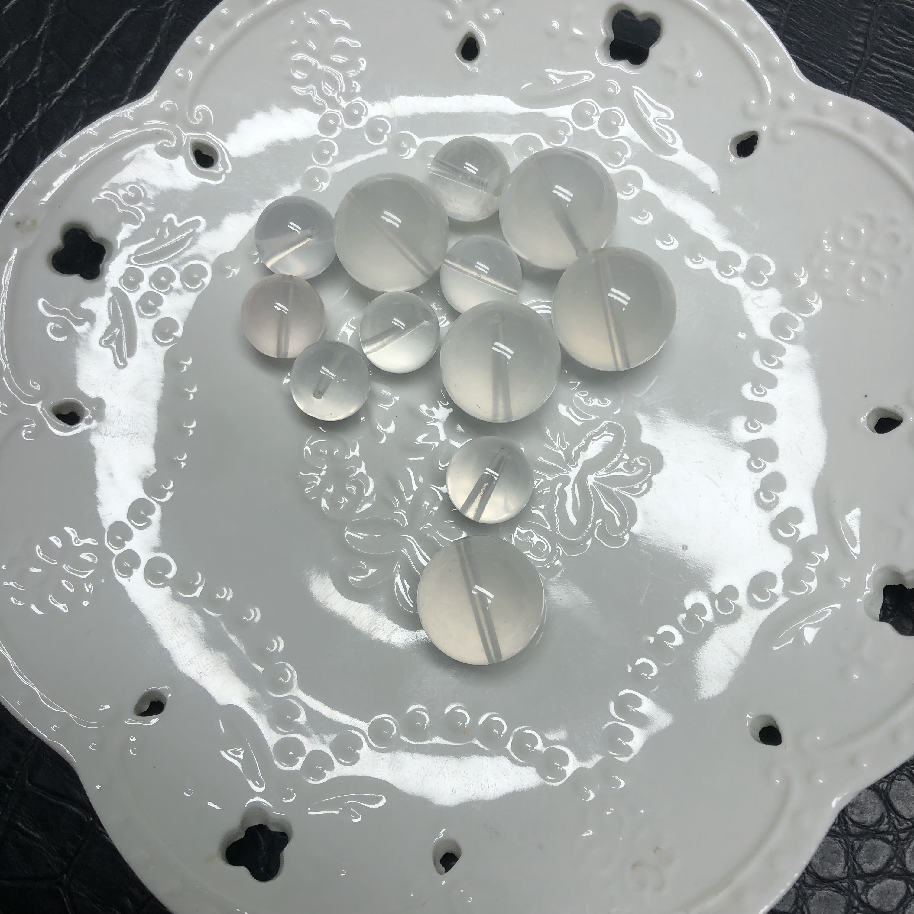 奶白晶单珠LZY31多样性发其一