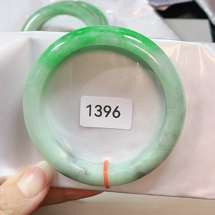 翡翠手镯未镶嵌天然翡翠手镯56.7