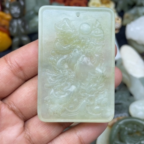 岫岩老玉（透闪石质玉）颈饰未镶嵌31