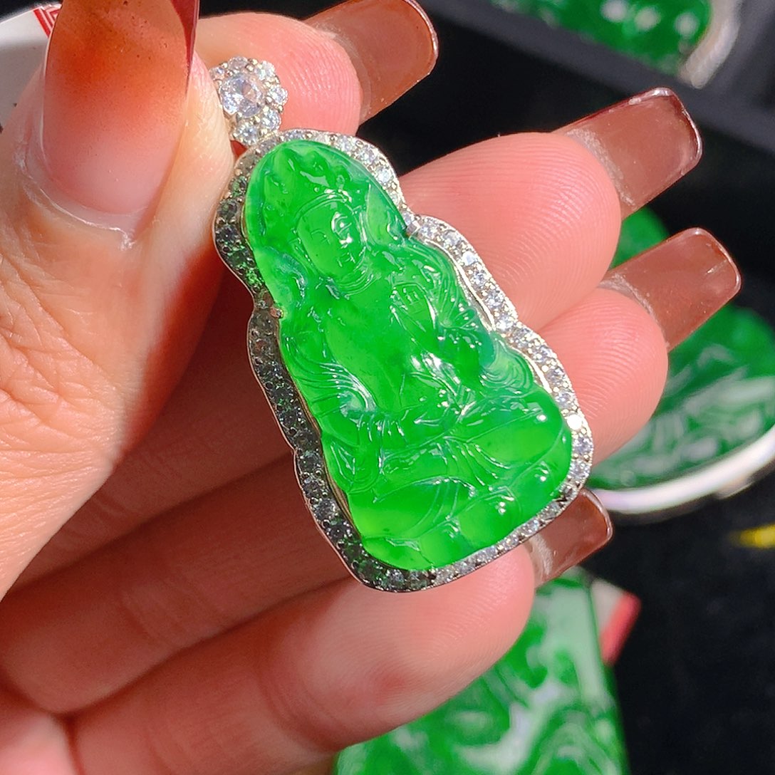 翡翠吊坠(不含链)未镶嵌