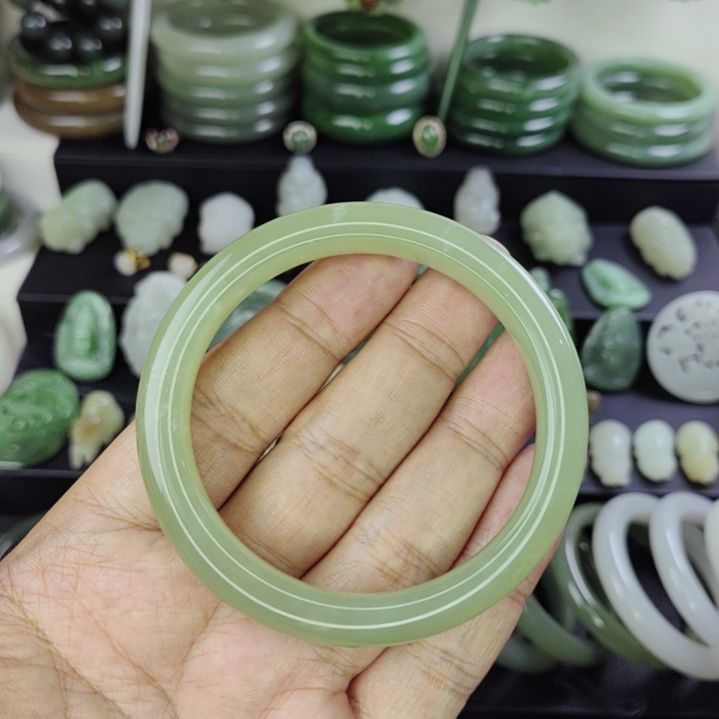 和田玉未镶嵌吊坠(不含链)