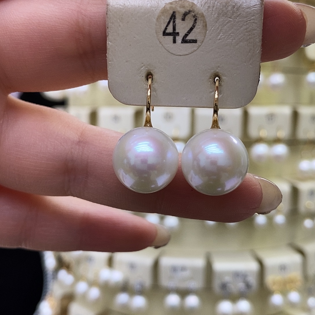 18K金镶嵌耳饰淡水珍珠