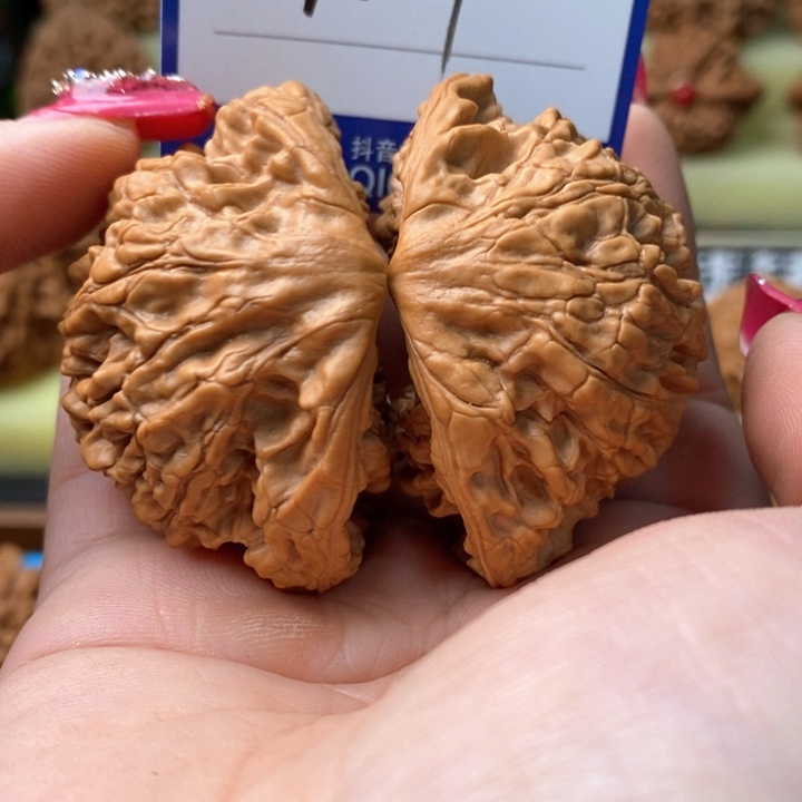 桃核吊坠才*大蛇王大蛇王