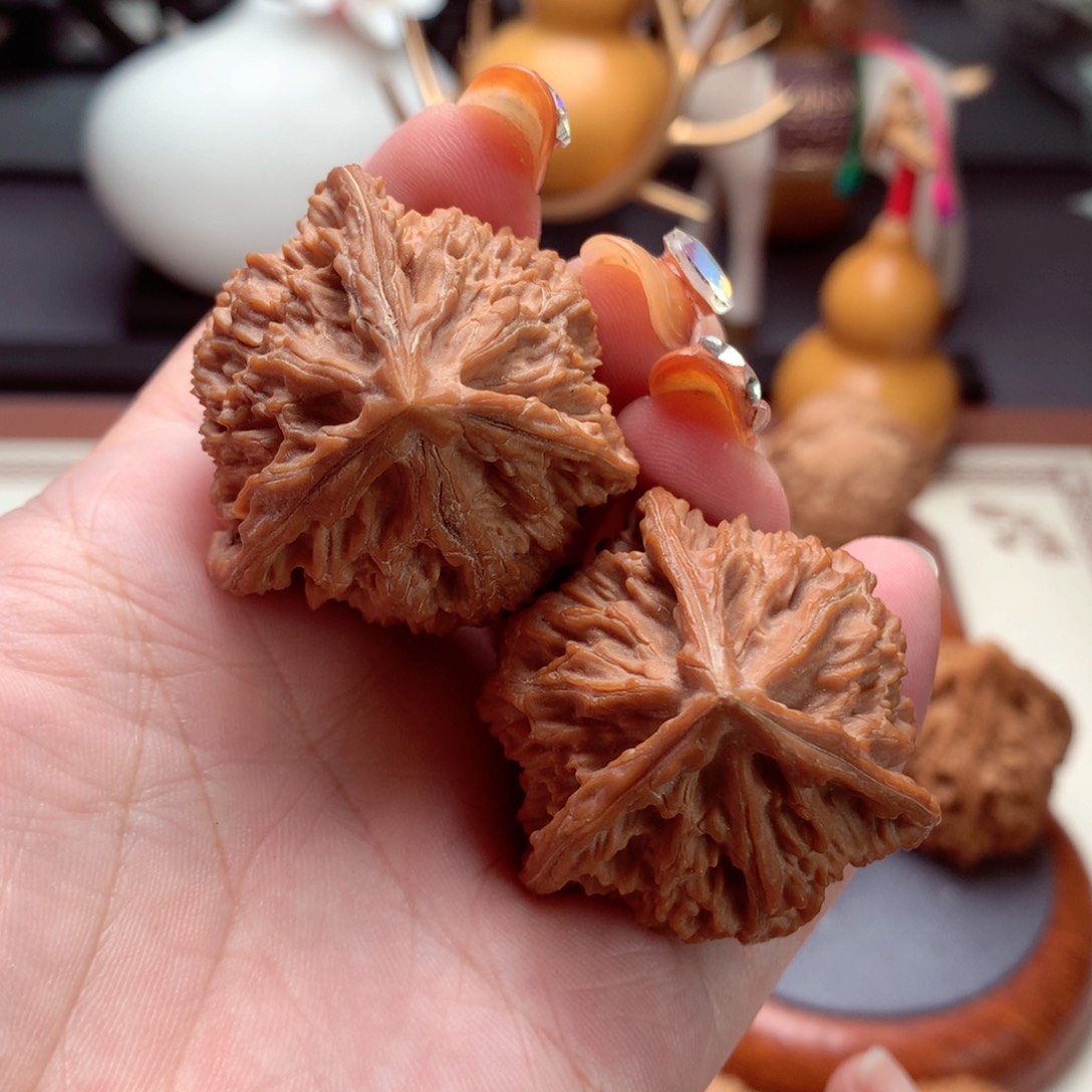 文玩核桃把件玉鼎正奔  1号