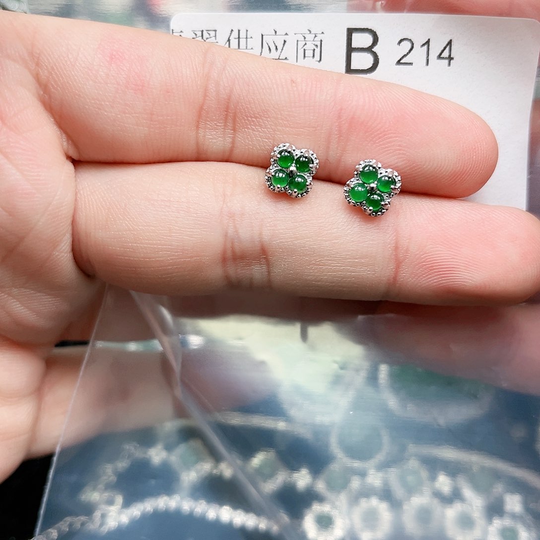 翡翠颈饰未镶嵌翡翠214