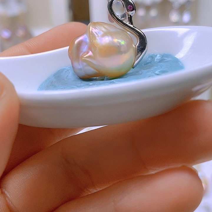淡水珍珠颈饰合金