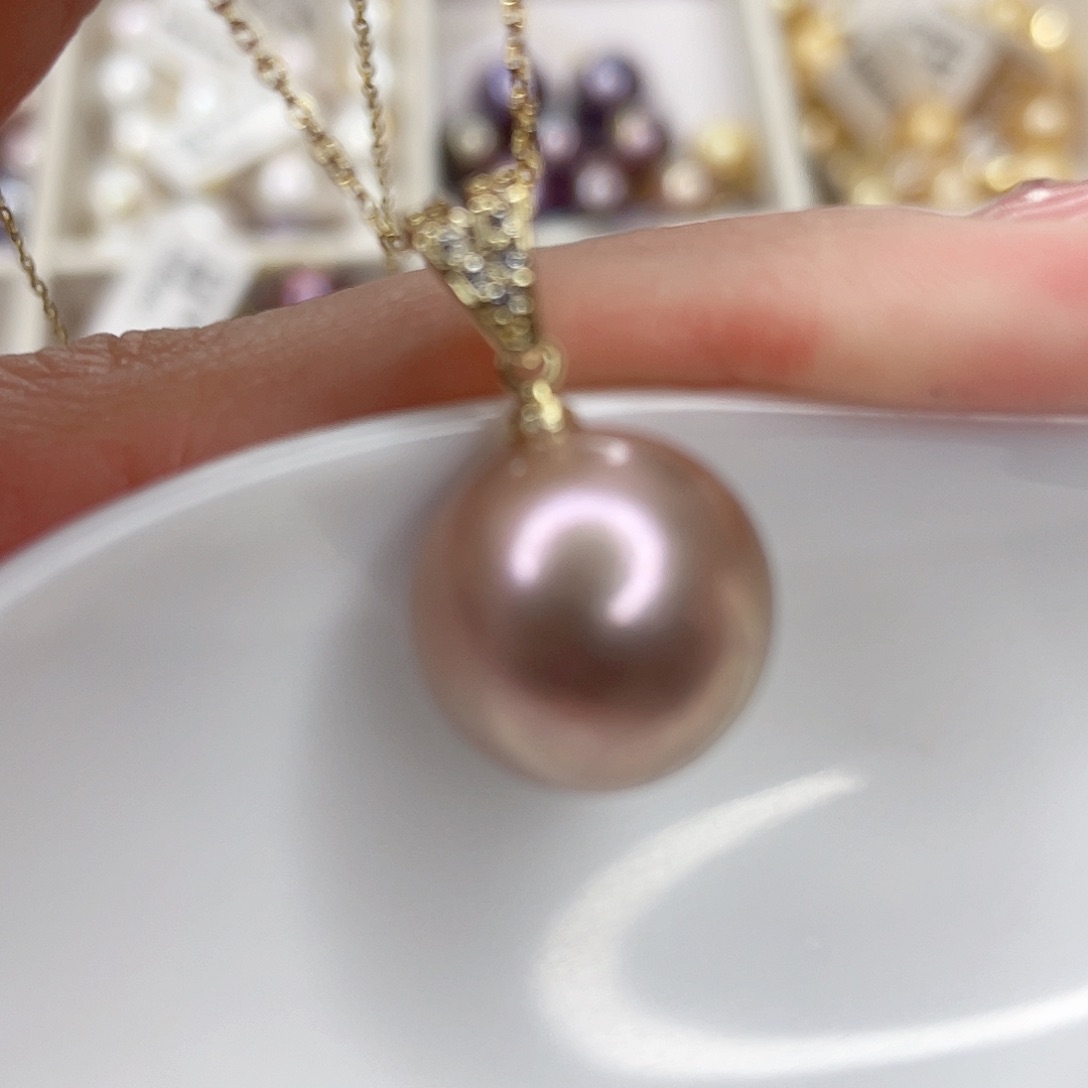 淡水珍珠吊坠(赠链)未镶嵌