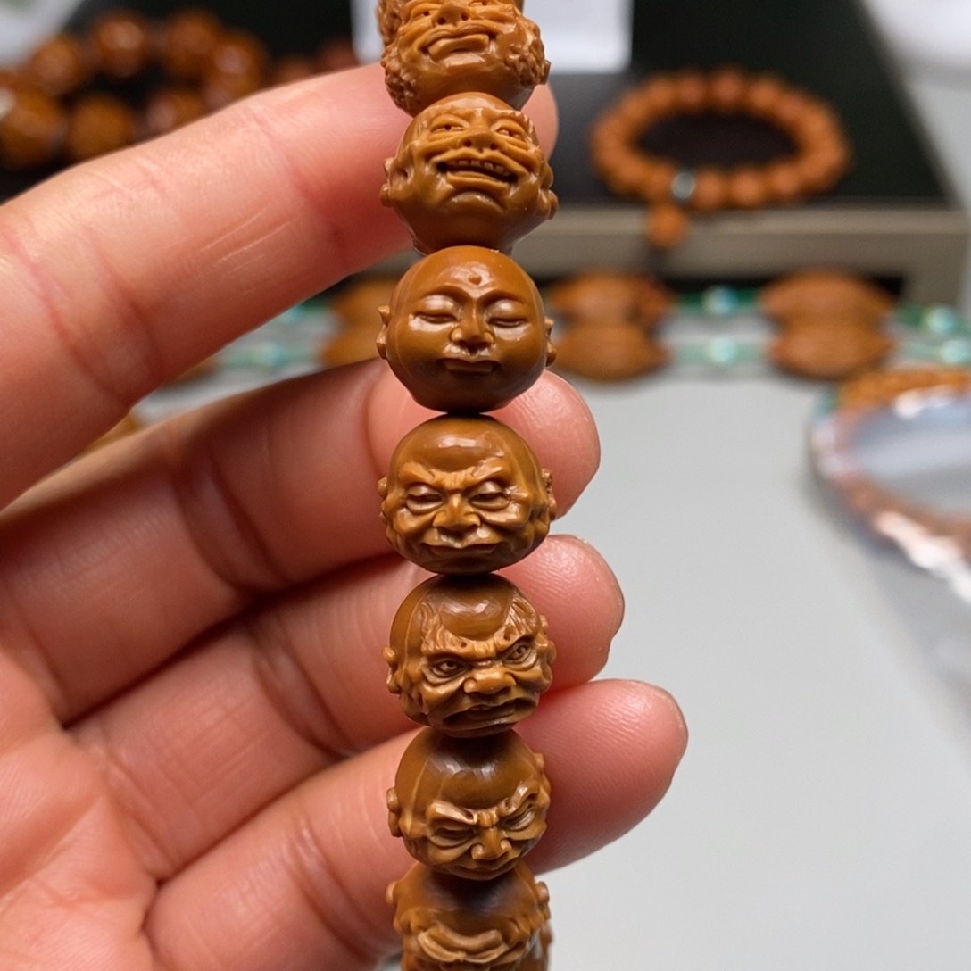 橄榄核吊坠十八罗汉