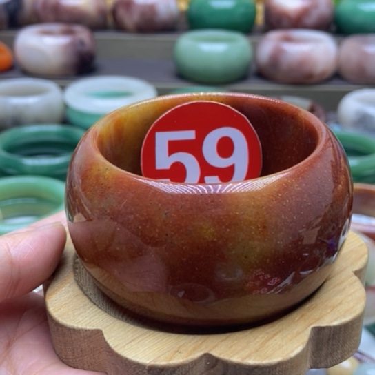 未镶嵌手镯石英质玉