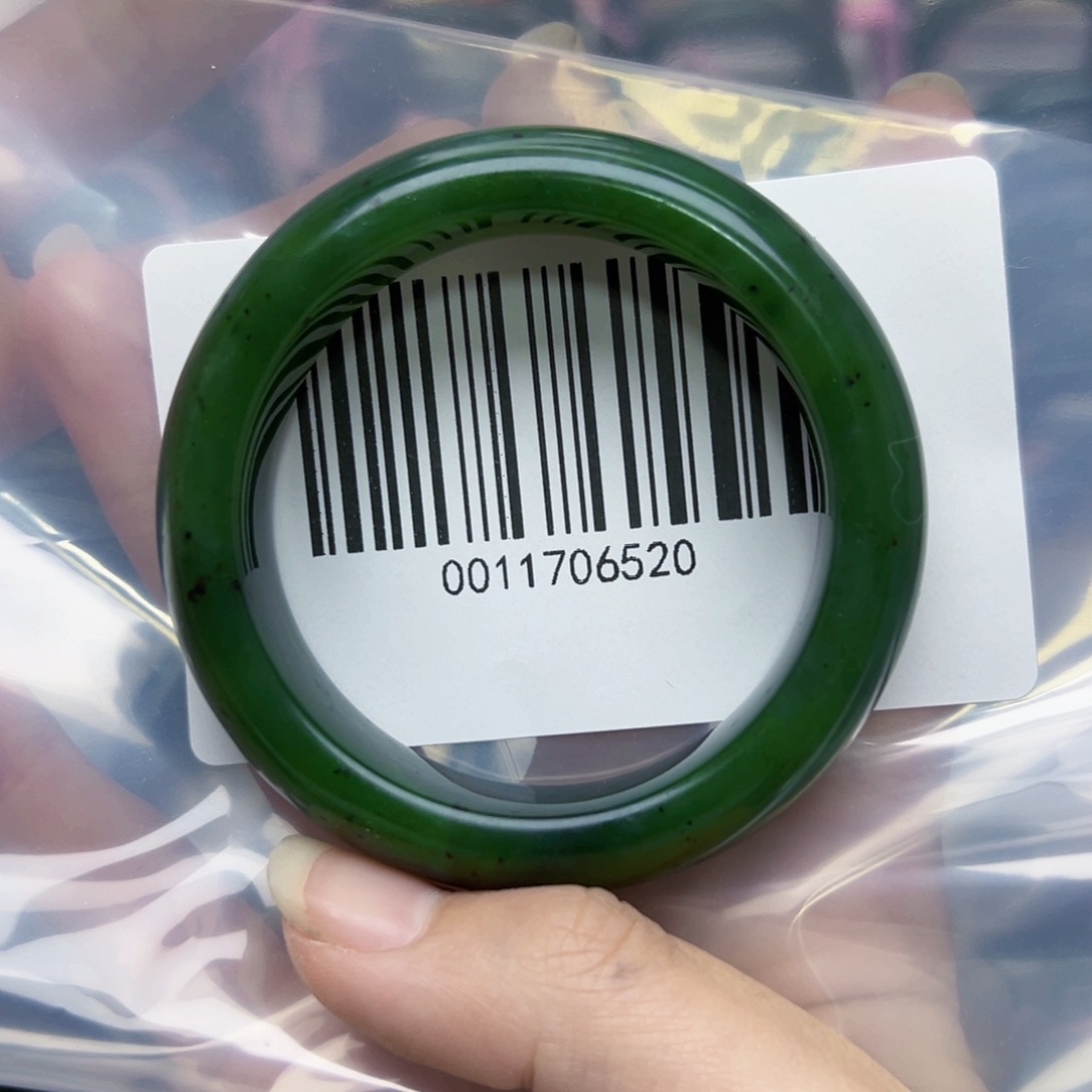 和田玉（碧玉）手镯未镶嵌