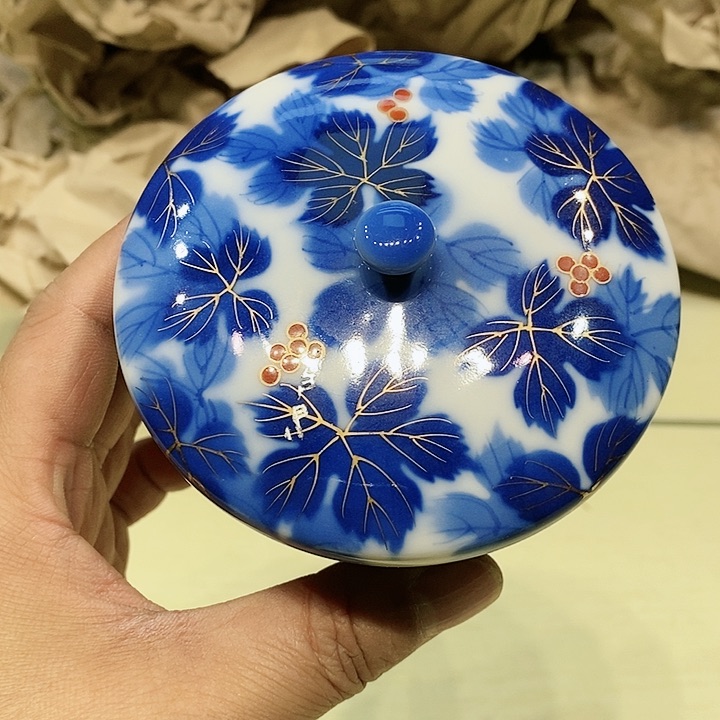 茶具瓷器杂项如图所示