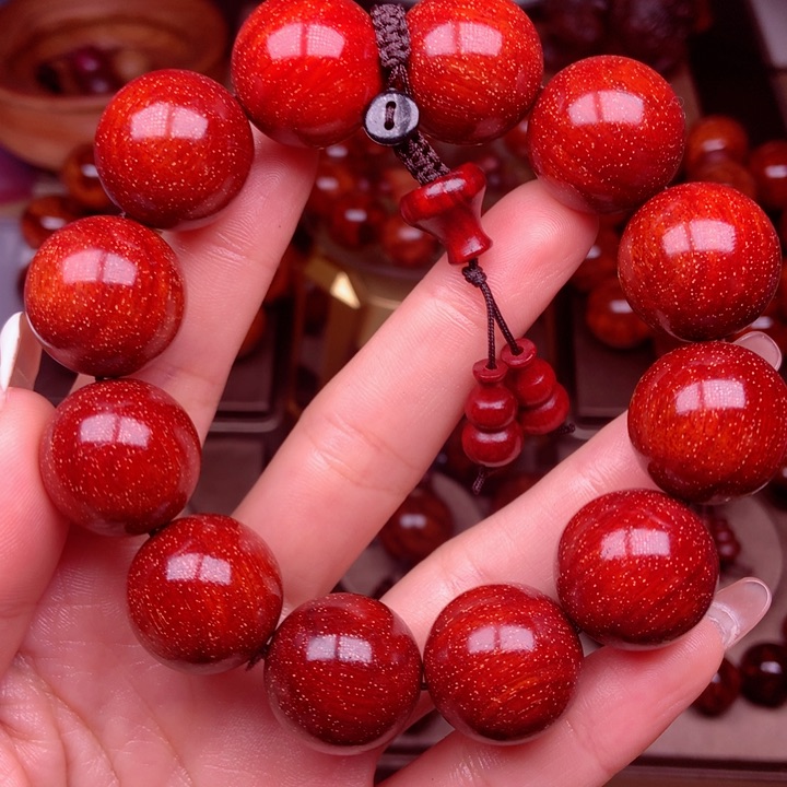 檀香紫檀（小叶紫檀）2w婷