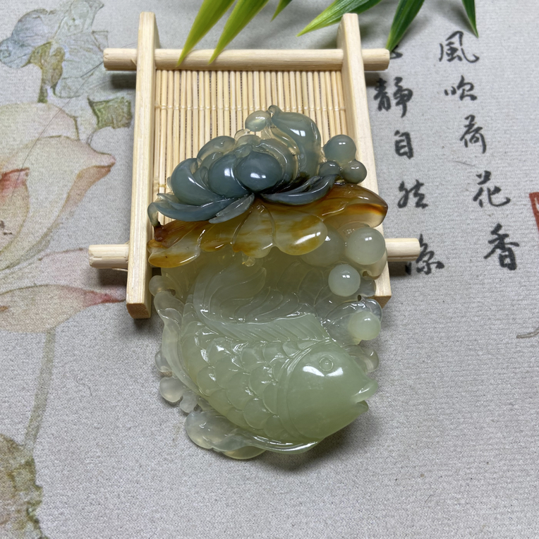 天然岫玉荷花鲤鱼俏色手工项链颈饰吊坠挂坠男女同款玉石花玉