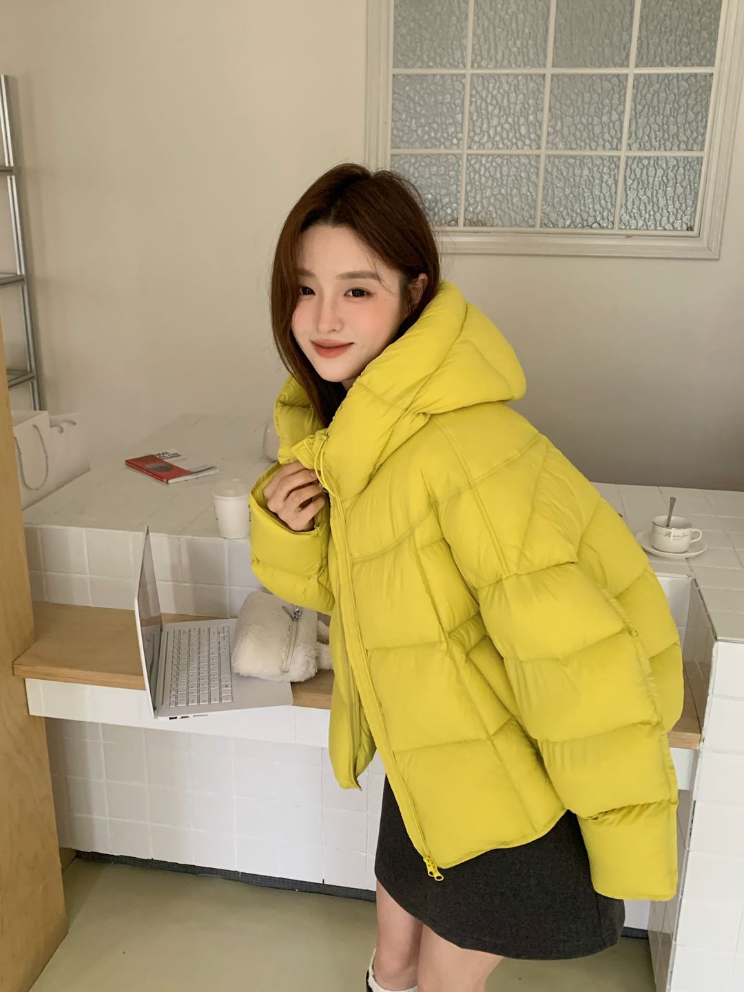 2025新款90白鸭绒超好看短款面包服小个子多色连帽羽绒外套可溯源