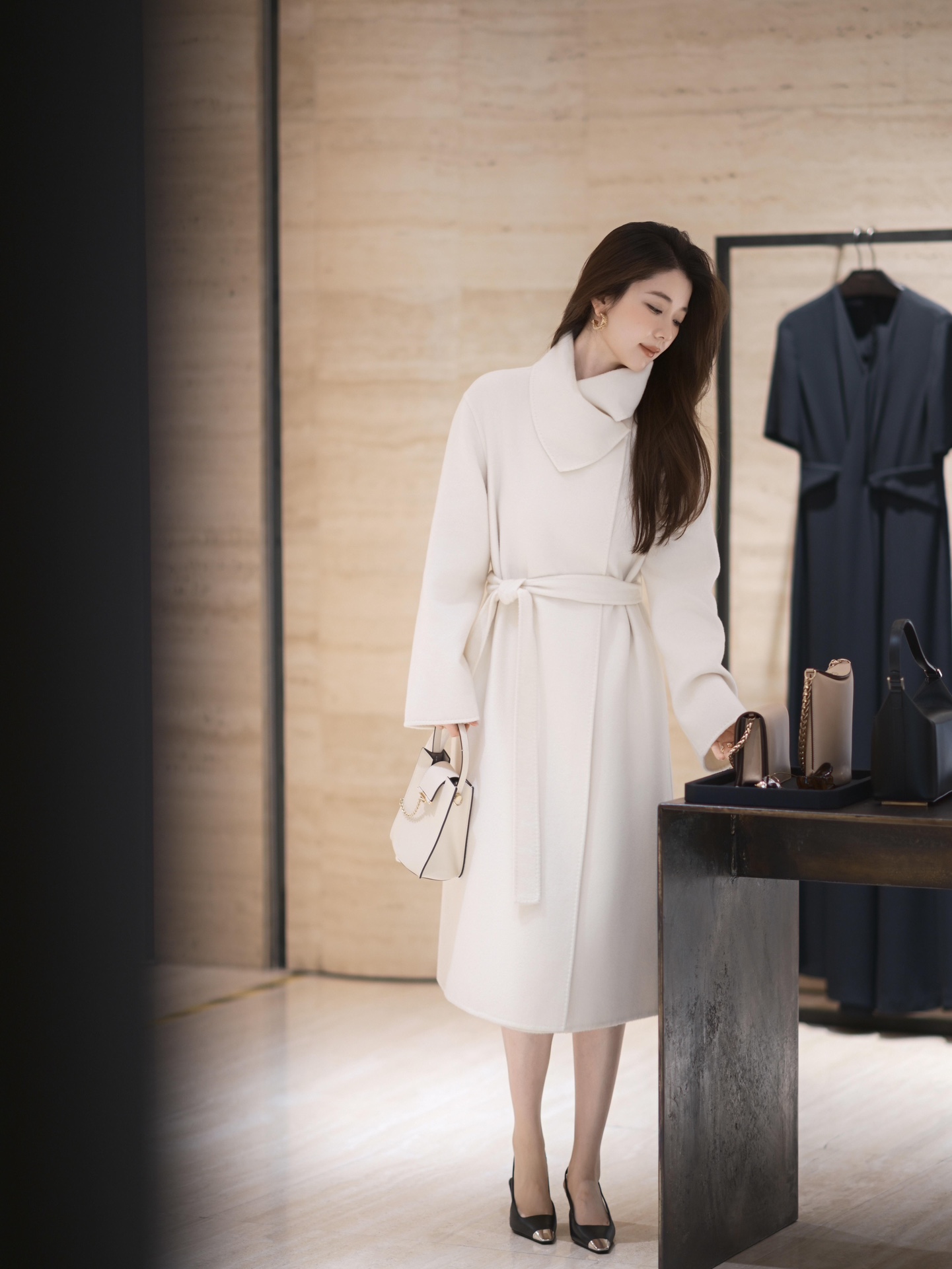  CLASSIEVU~花旦大衣”琥珀“极简风50山羊绒50羊毛大衣