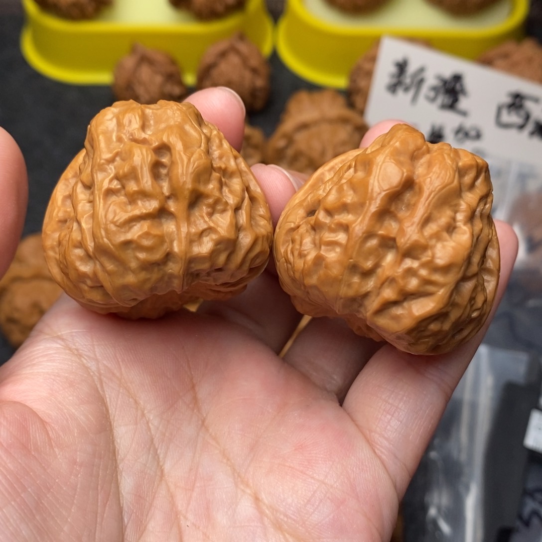 文玩核桃把件蛤蟆 38